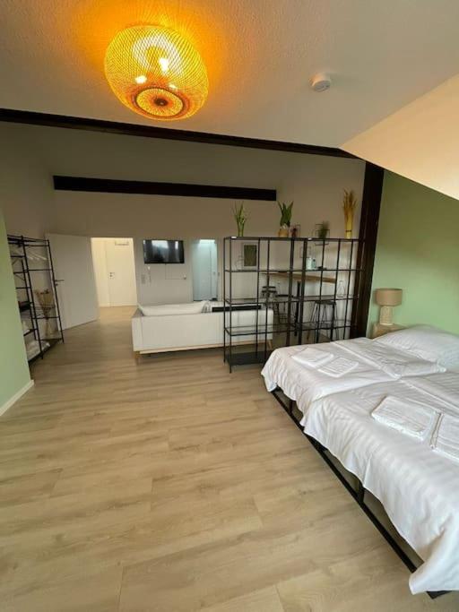 Apartment City-wohnen In Dueren Im Boho-style *